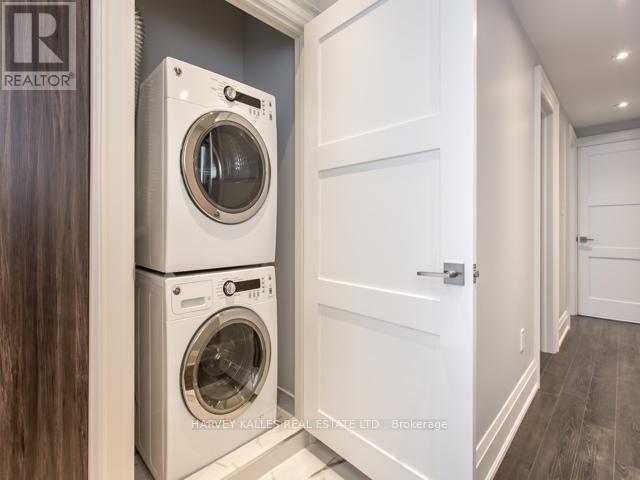 Upper - 987 Avenue Road, Toronto, Ontario  M5P 2K9 - Photo 13 - C12477236