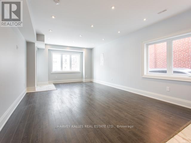 Upper - 987 Avenue Road, Toronto, Ontario  M5P 2K9 - Photo 5 - C12477236