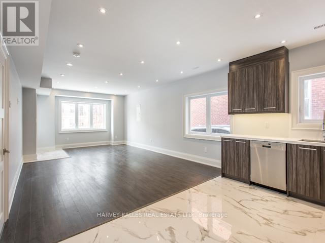 Upper - 987 Avenue Road, Toronto, Ontario  M5P 2K9 - Photo 9 - C12477236