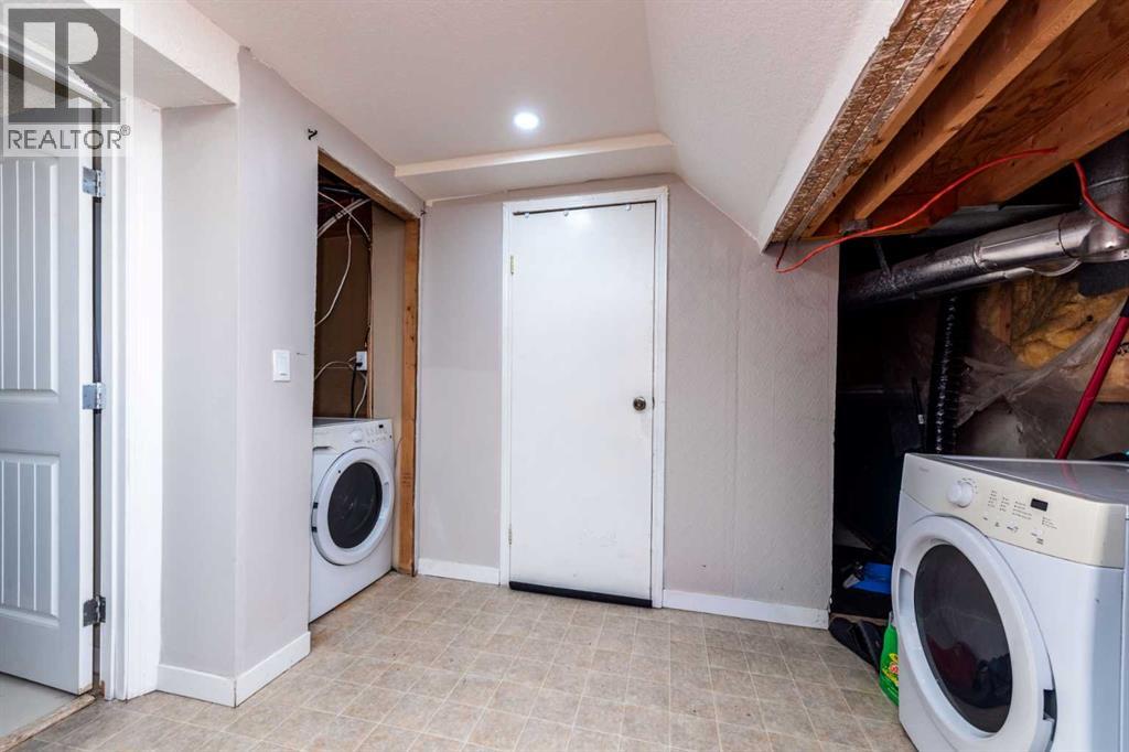 17 Castleridge Way Ne, Calgary, Alberta  T3J 1N8 - Photo 23 - A2266249