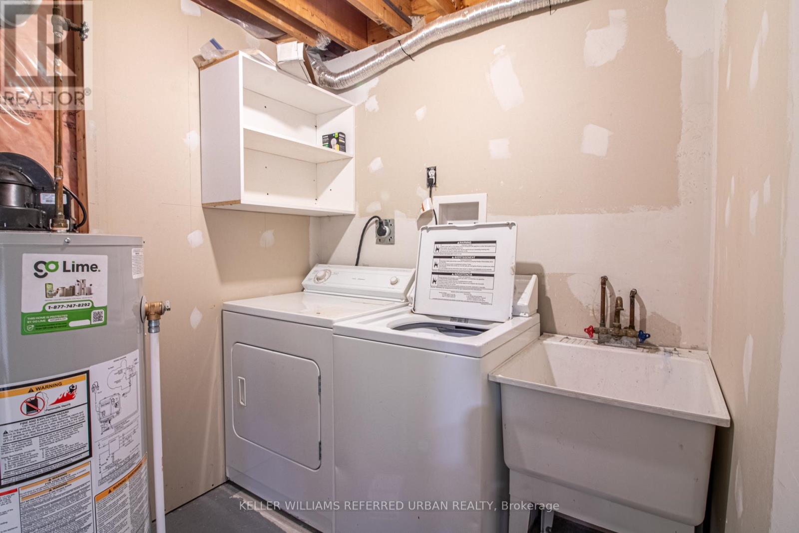 Basement Apartment - 143 Nahanni Drive, Richmond Hill, Ontario  L4B 4M1 - Photo 8 - N12477220