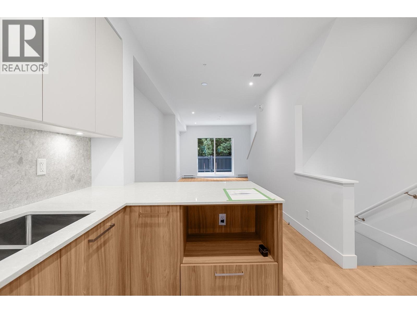 106 2320 Emery Court, North Vancouver, British Columbia  V0V 0V0 - Photo 16 - R3054053