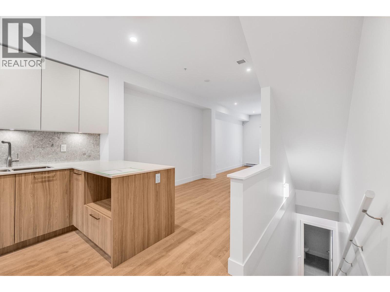 106 2320 Emery Court, North Vancouver, British Columbia  V0V 0V0 - Photo 15 - R3054053