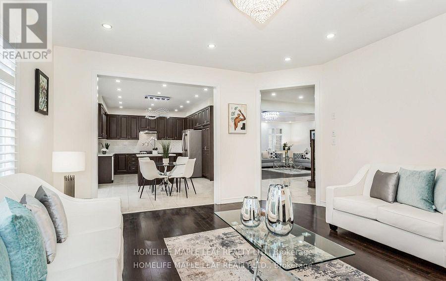 11 Cloverhaven Road, Brampton, Ontario  L6P 4E4 - Photo 18 - W12477232