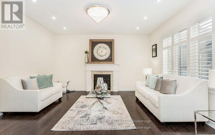 11 Cloverhaven Road, Brampton, Ontario  L6P 4E4 - Photo 20 - W12477232