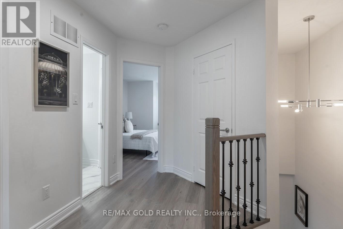 7 Harding Street, Halton Hills, Ontario  L7G 6B1 - Photo 22 - W12477239