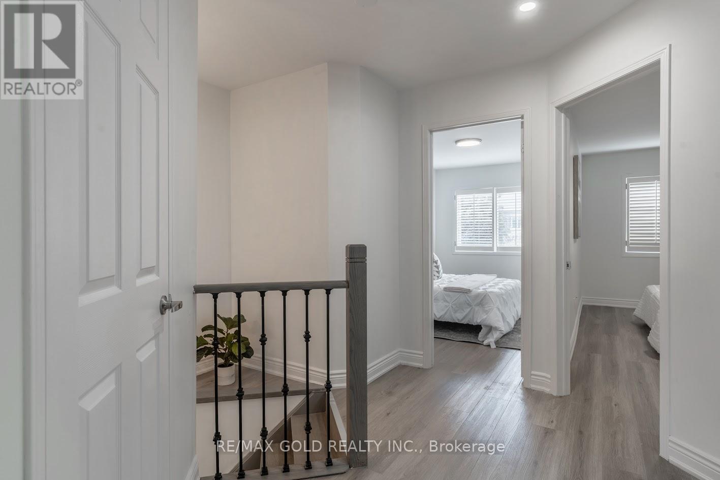 7 Harding Street, Halton Hills, Ontario  L7G 6B1 - Photo 23 - W12477239