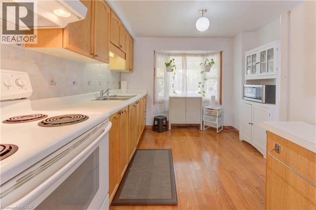 307 Northlake Drive Unit# A, Waterloo, Ontario  N2V 1W5 - Photo 13 - 40780831
