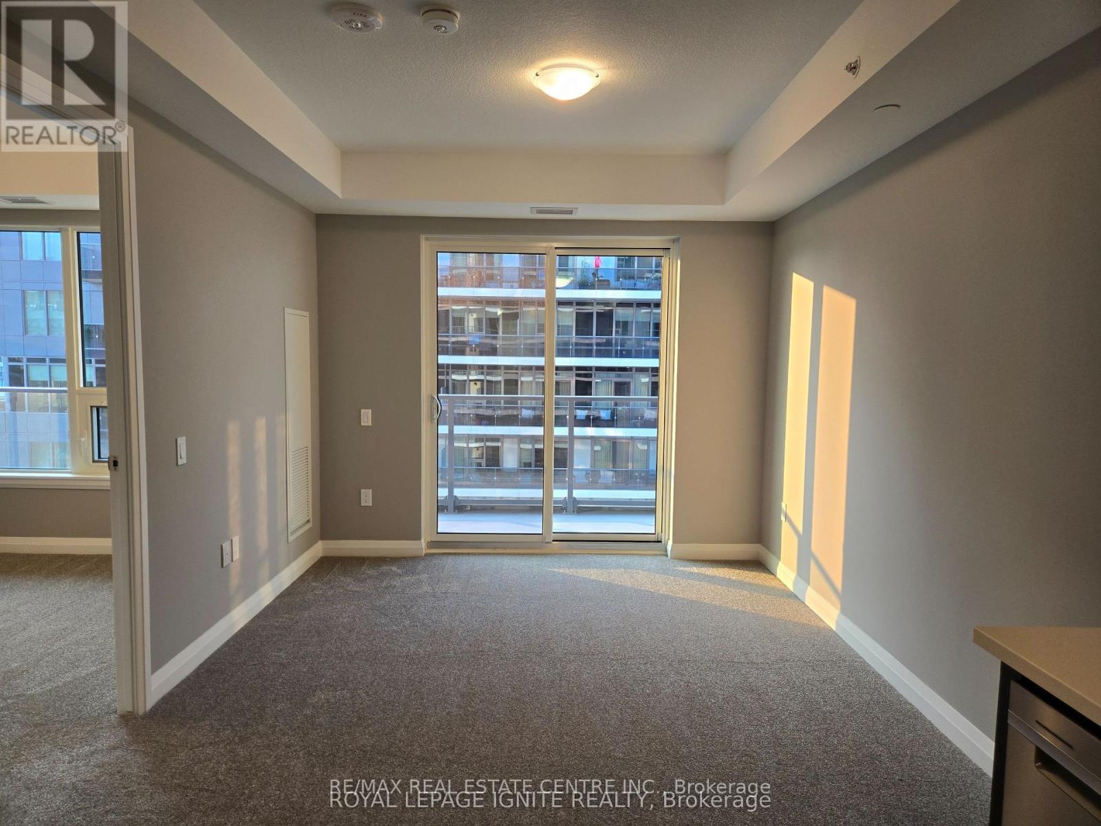 1209 - 93 Arthur Street, Guelph, Ontario  N1E 0T3 - Photo 11 - X12477217
