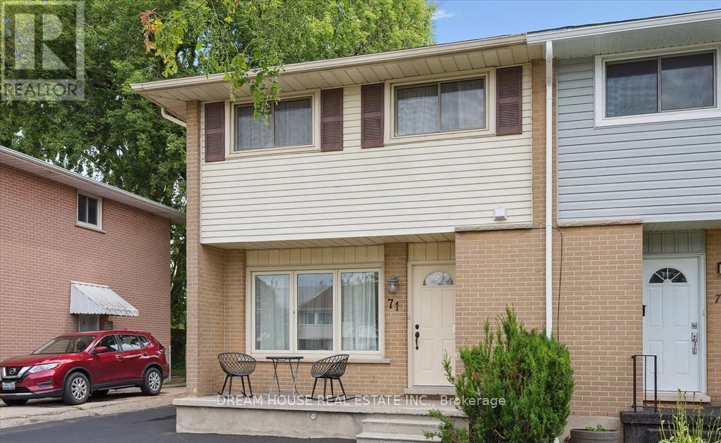 71 Overlea Drive, Kitchener, Ontario  N2M 1S9 - Photo 3 - X12477228