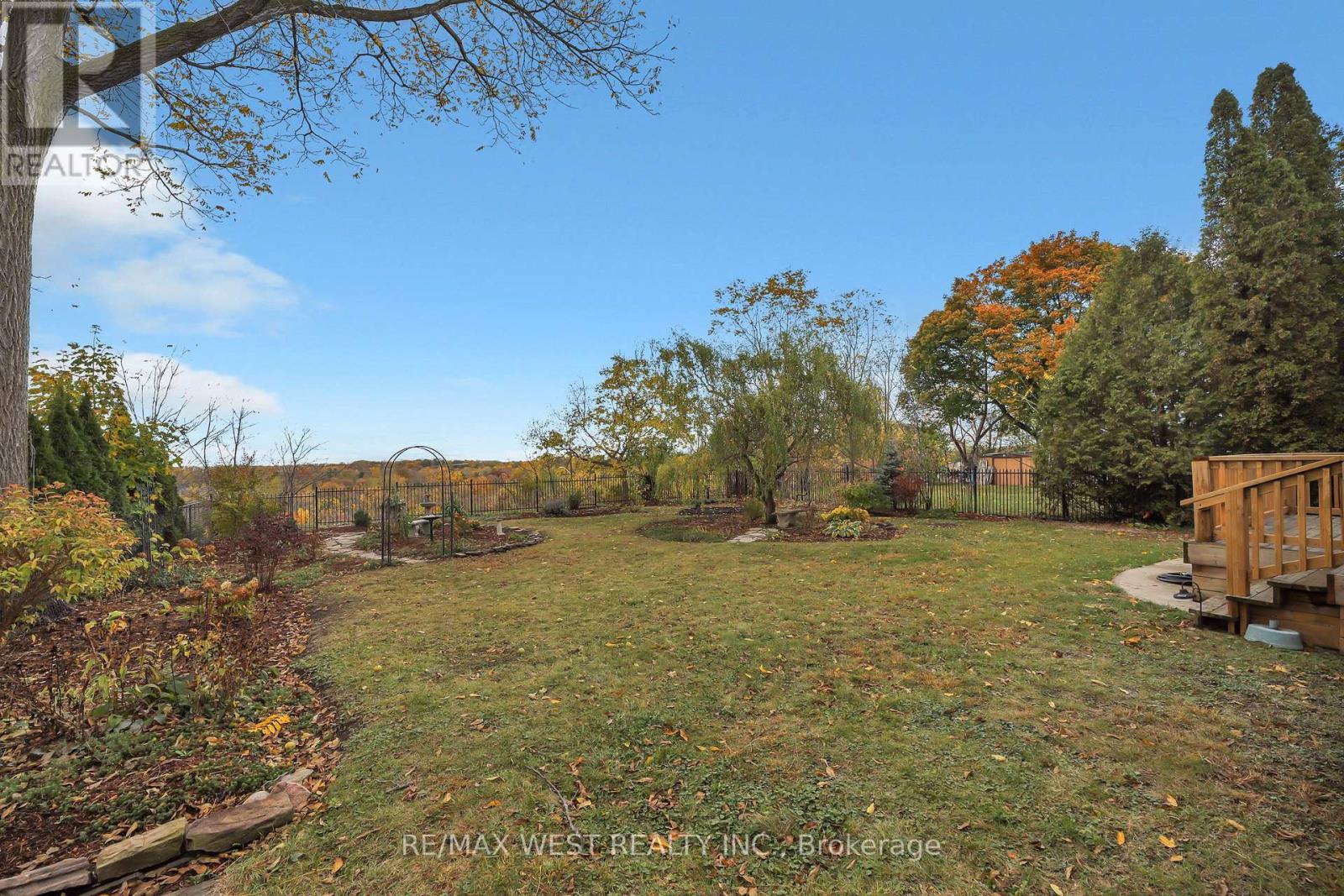 72 Banfield Street S, Brant, Ontario  N3L 2Z1 - Photo 13 - X12477241