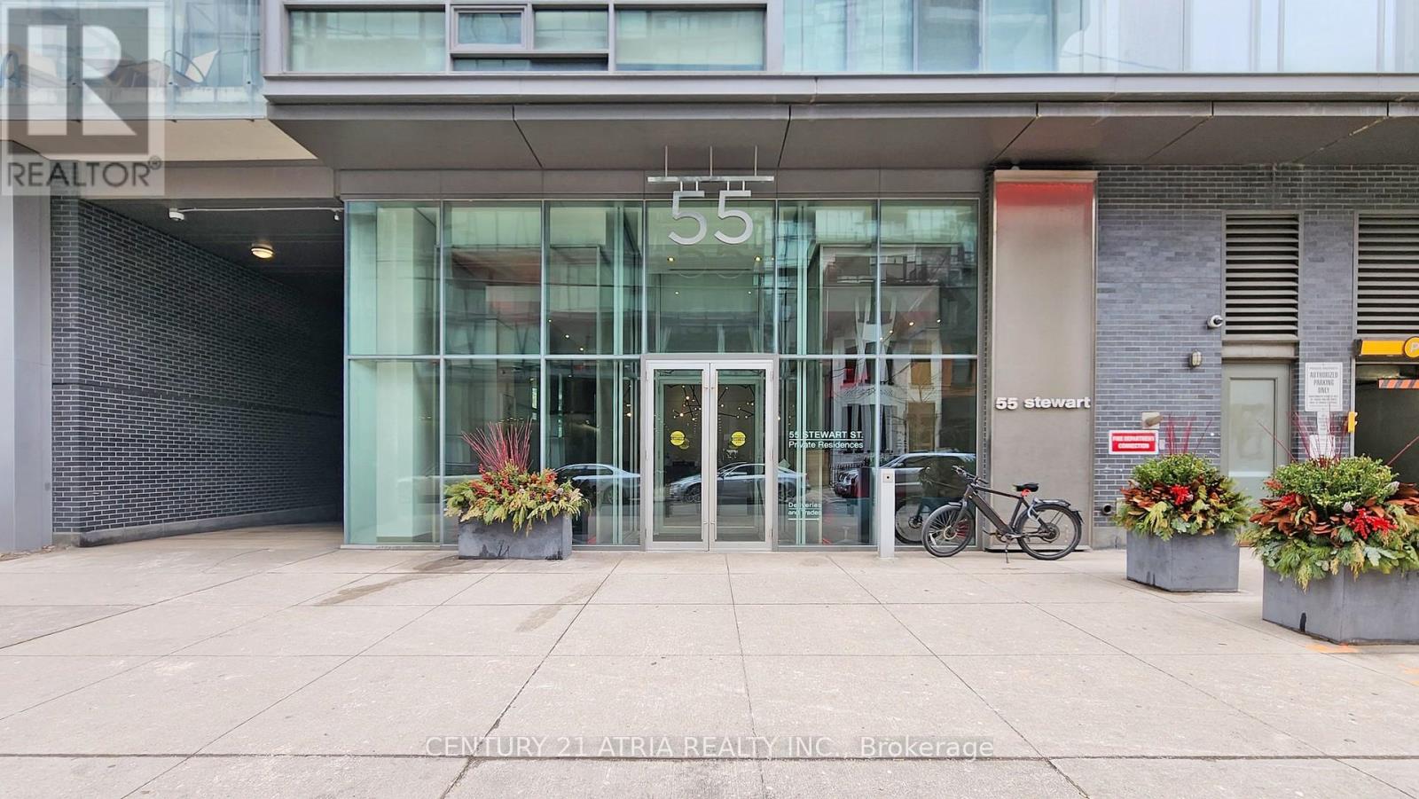 627 - 55 Stewart Street, Toronto, Ontario  M5V 2V1 - Photo 1 - C12477258