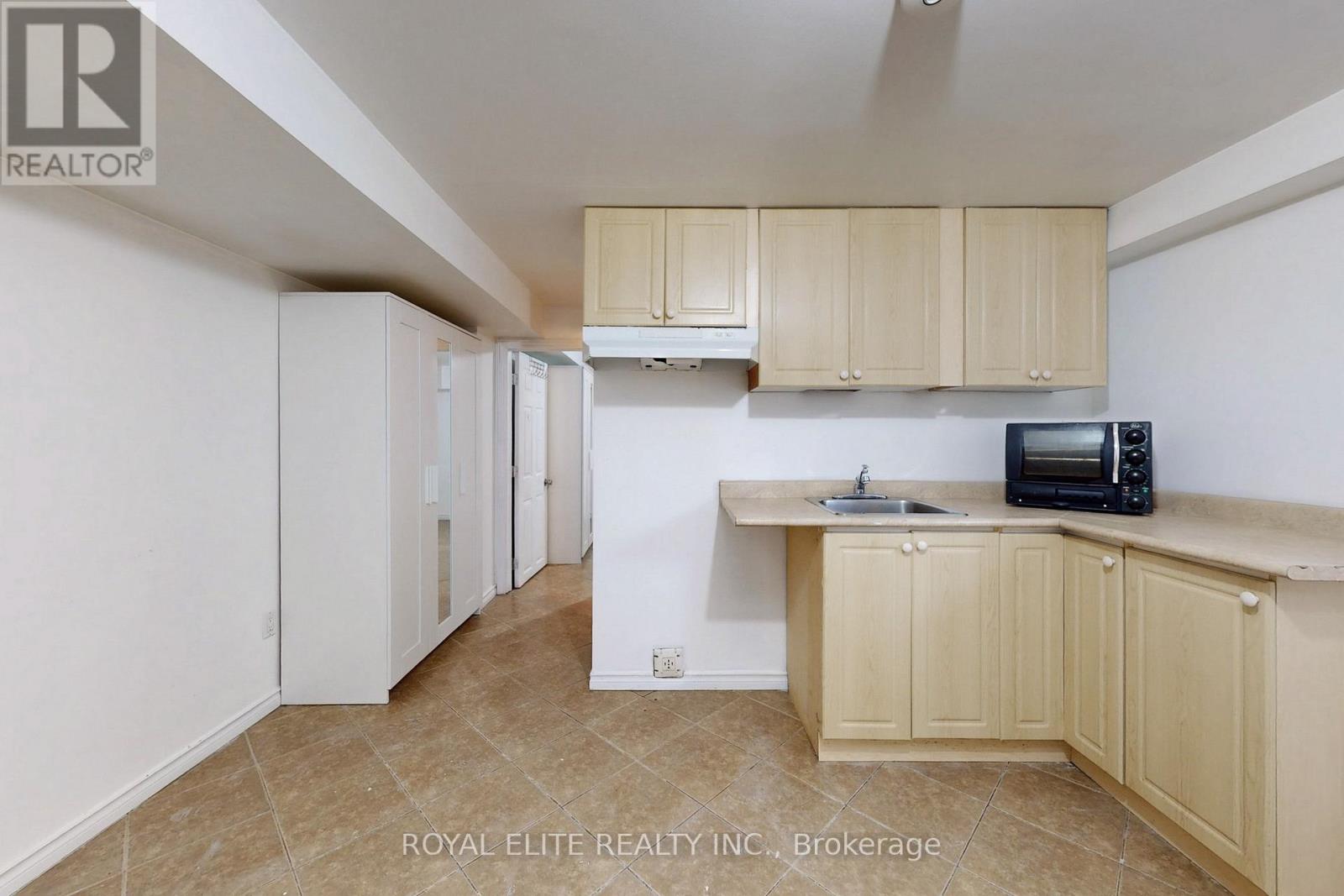 88 Millersgrove Drive, Toronto, Ontario  M2R 3R9 - Photo 43 - C12477264