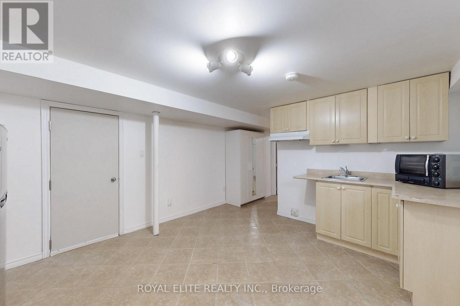 88 Millersgrove Drive, Toronto, Ontario  M2R 3R9 - Photo 44 - C12477264