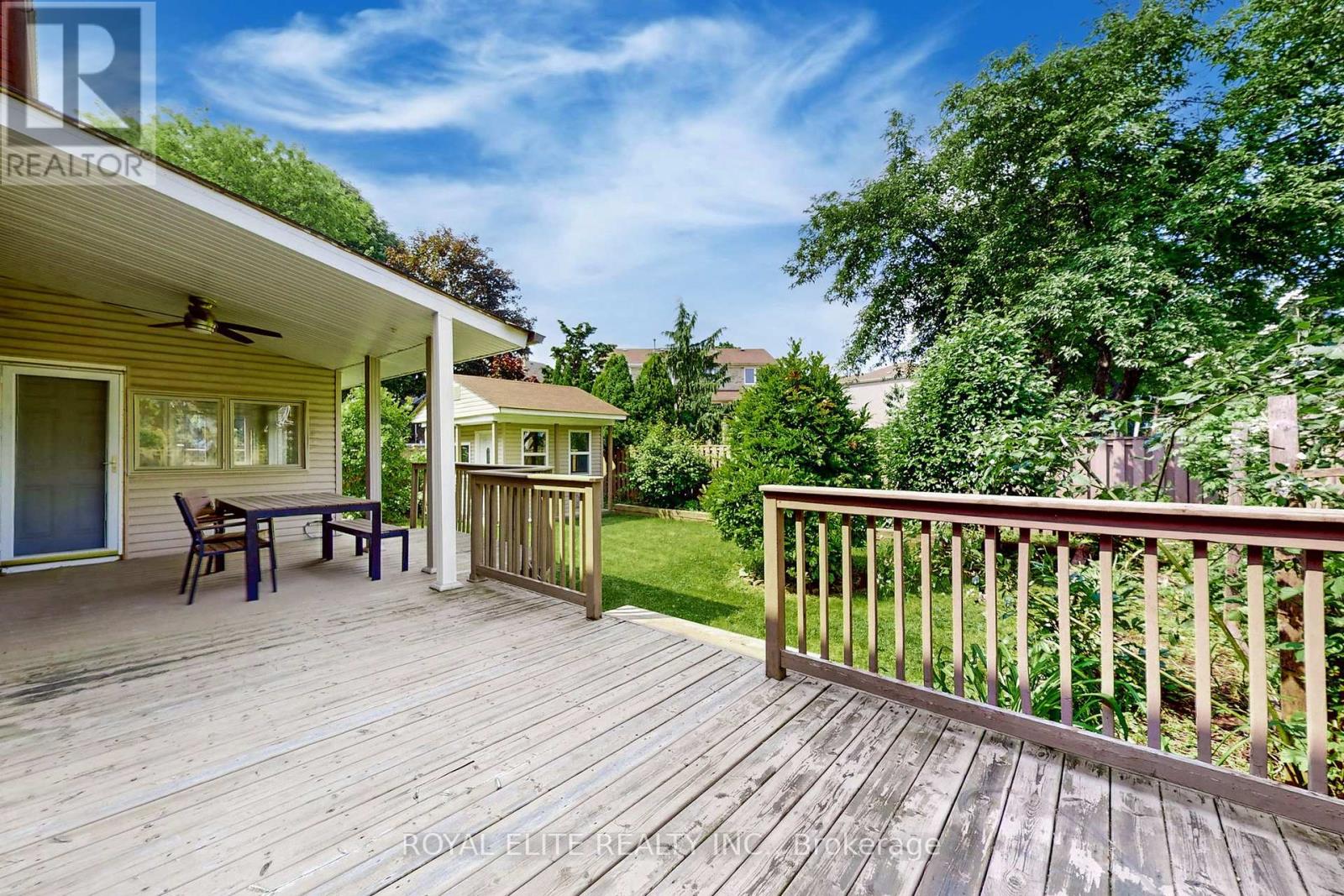 88 Millersgrove Drive, Toronto, Ontario  M2R 3R9 - Photo 48 - C12477264