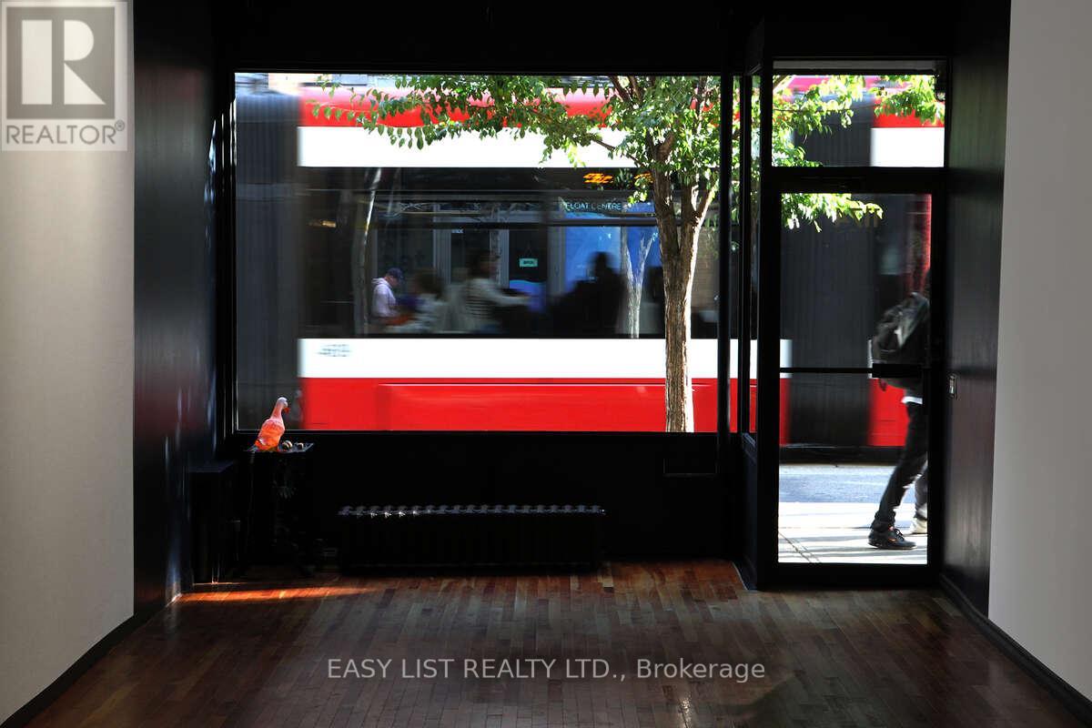 1174 Queen Street W, Toronto, Ontario  M6J 1J5 - Photo 5 - C12477276