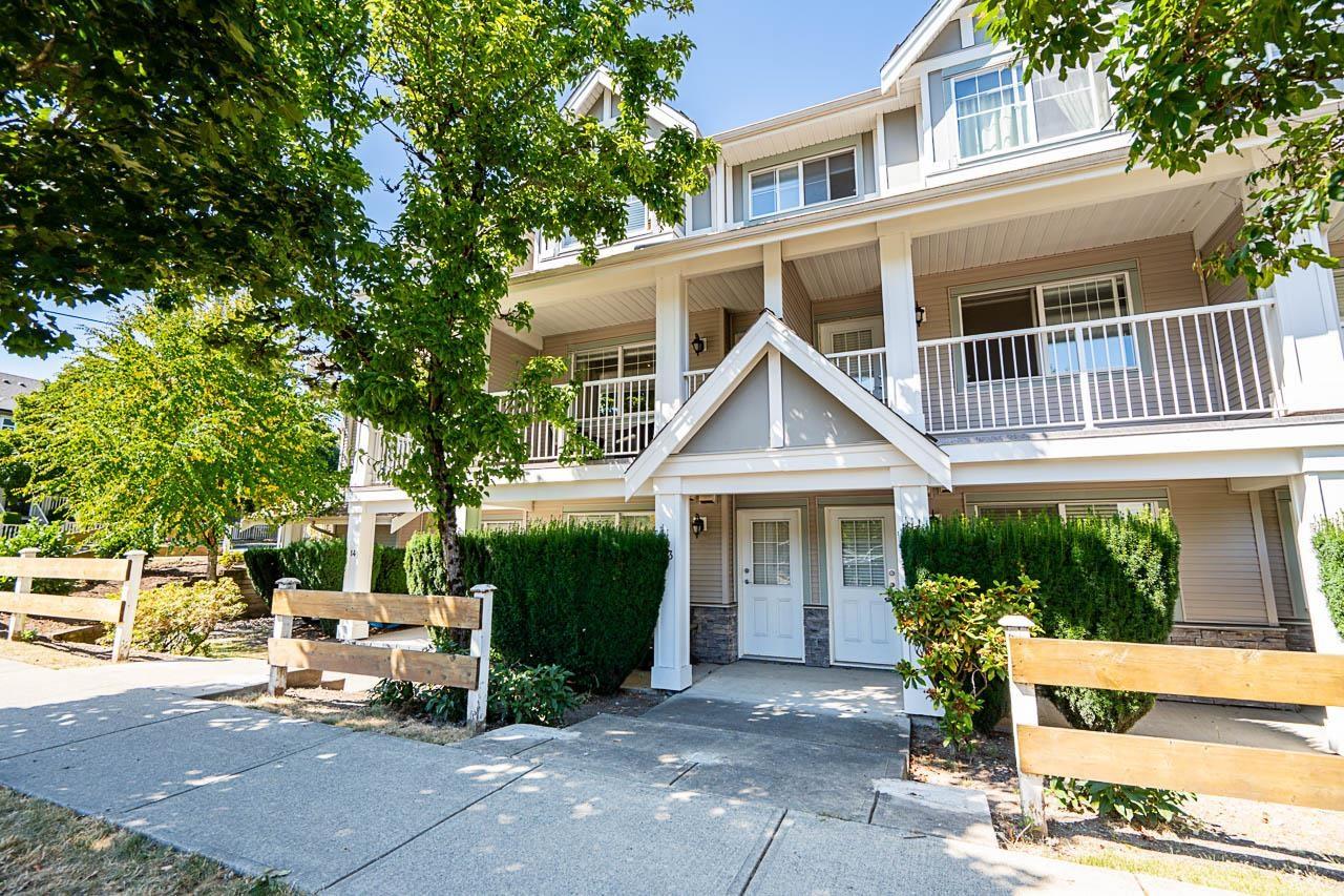 13 6555 192a Street, Surrey, British Columbia  V4N 0A2 - Photo 2 - R3061031