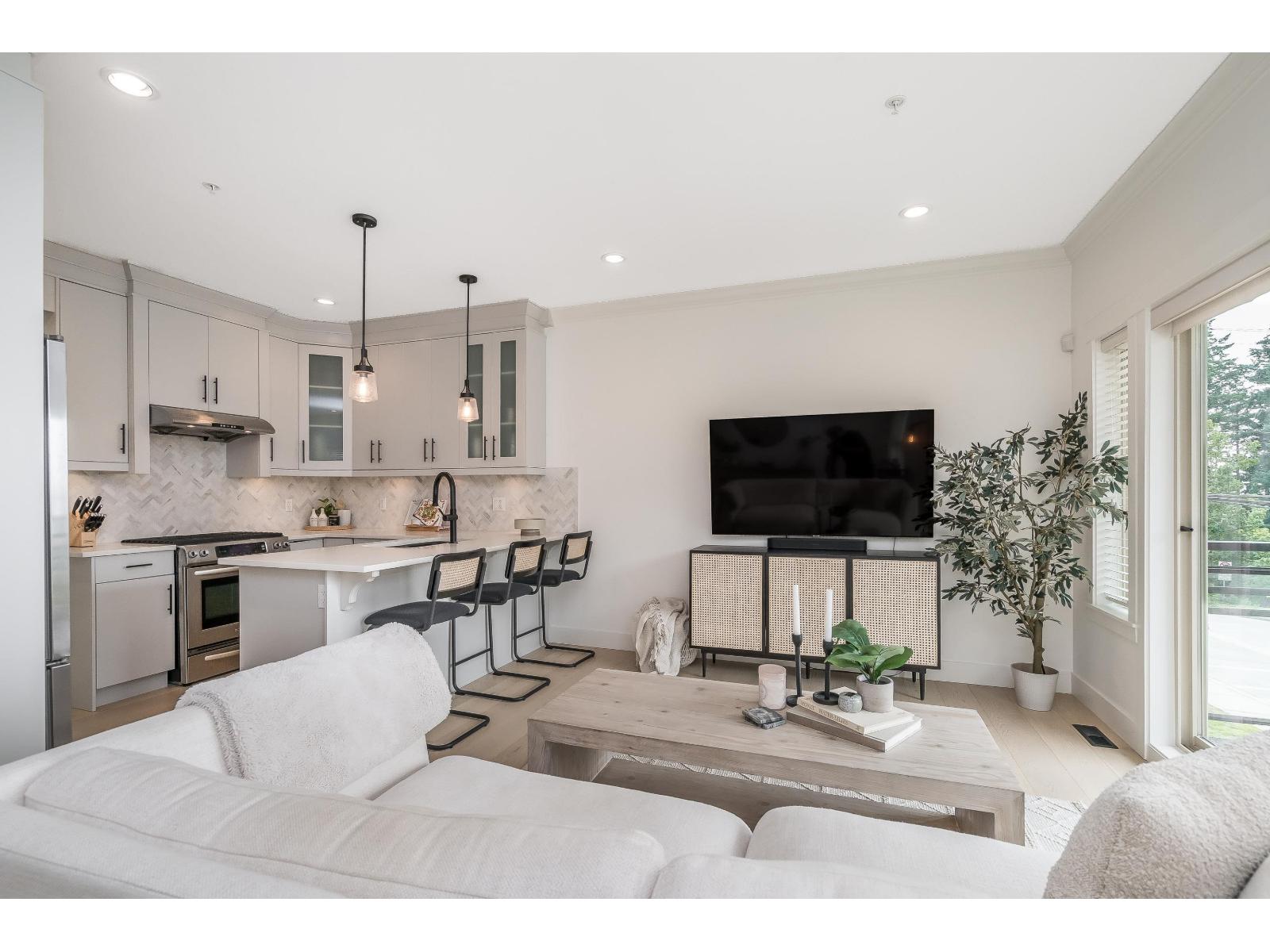 3 1424 Everall Street, White Rock, British Columbia  V4B 3S8 - Photo 2 - R3061037