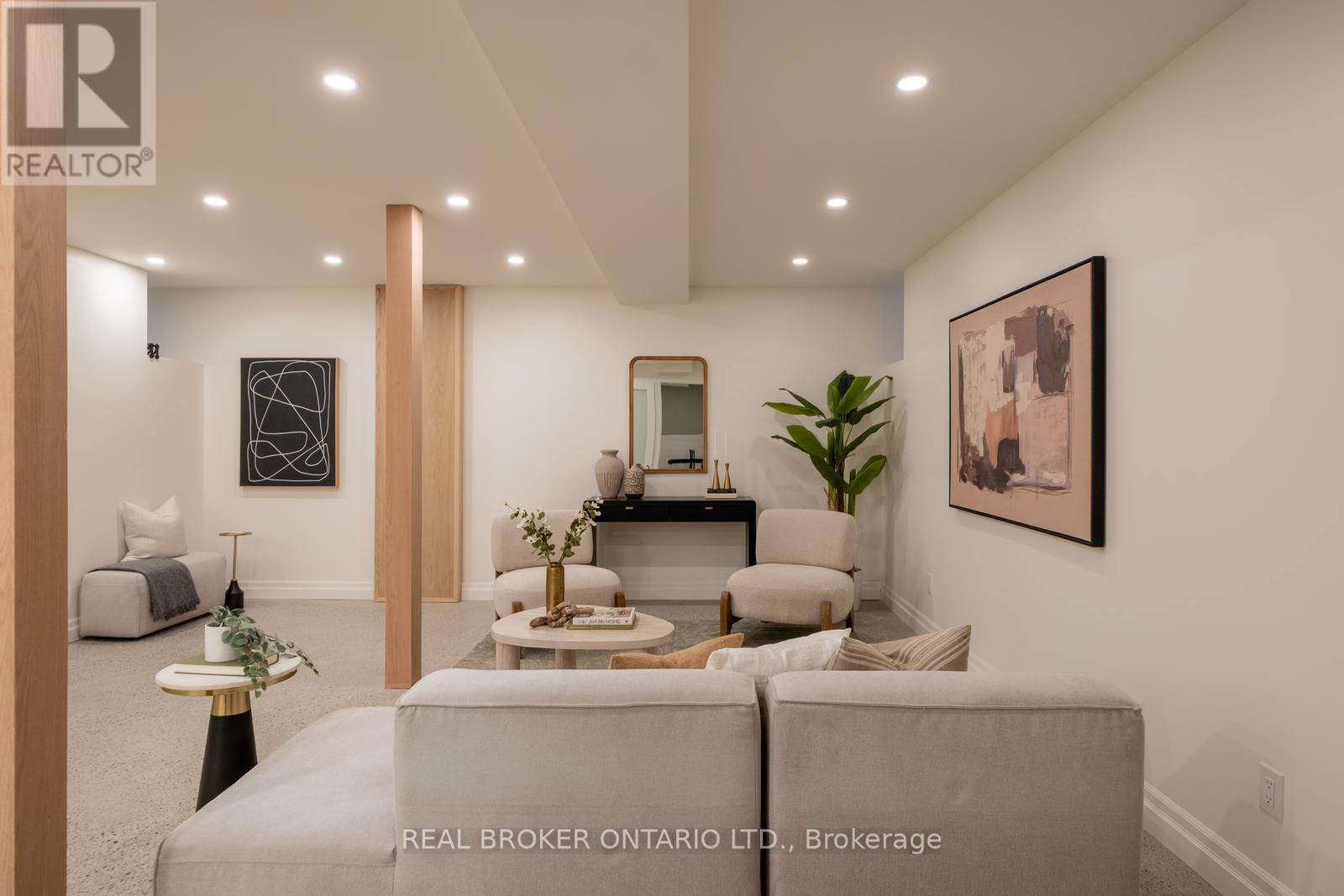 156 Galley Avenue, Toronto, Ontario  M6R 1H1 - Photo 22 - W12477131