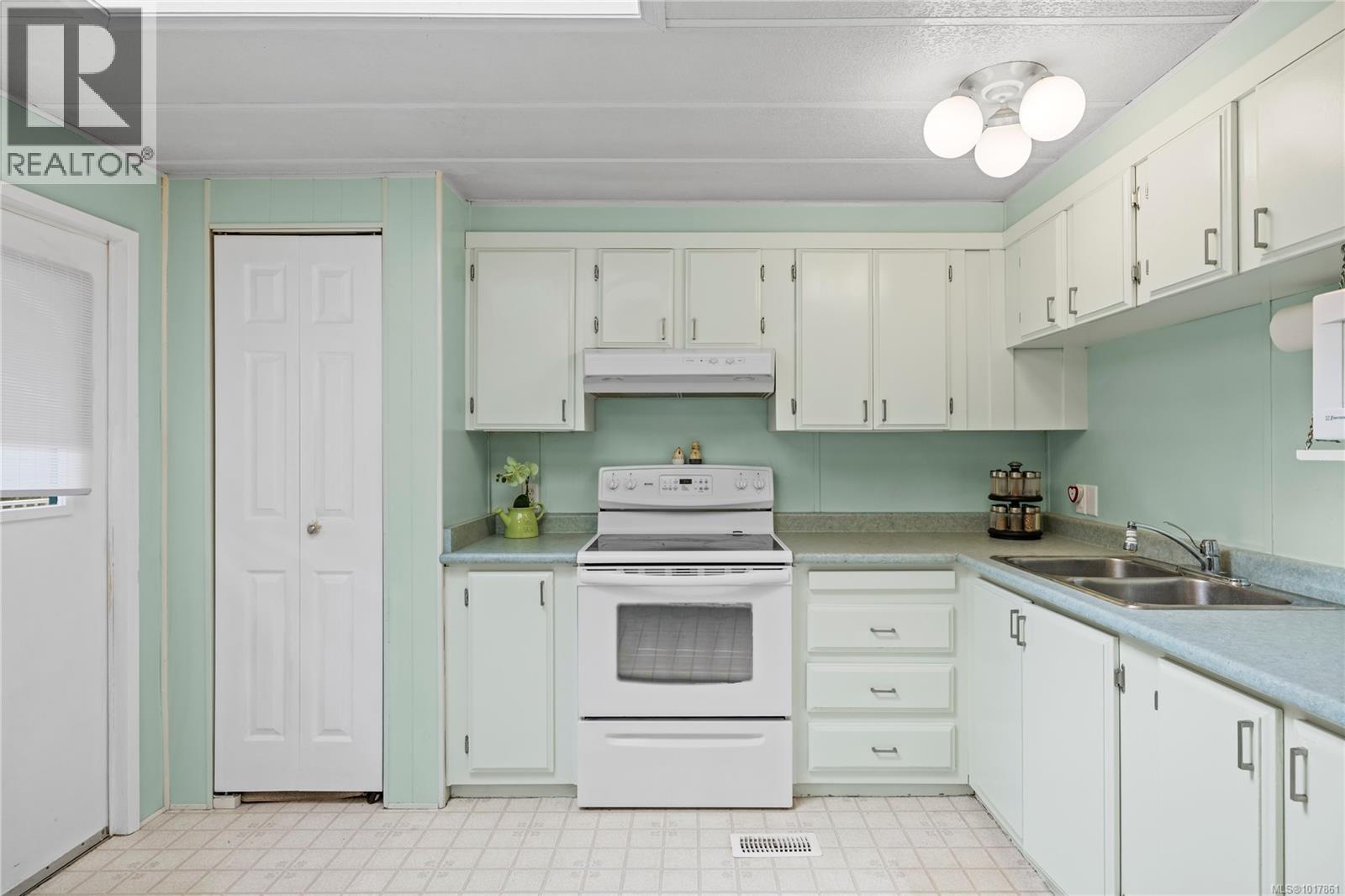 1267 Station Rd, Coombs, British Columbia  V0R 1M0 - Photo 6 - 1017861