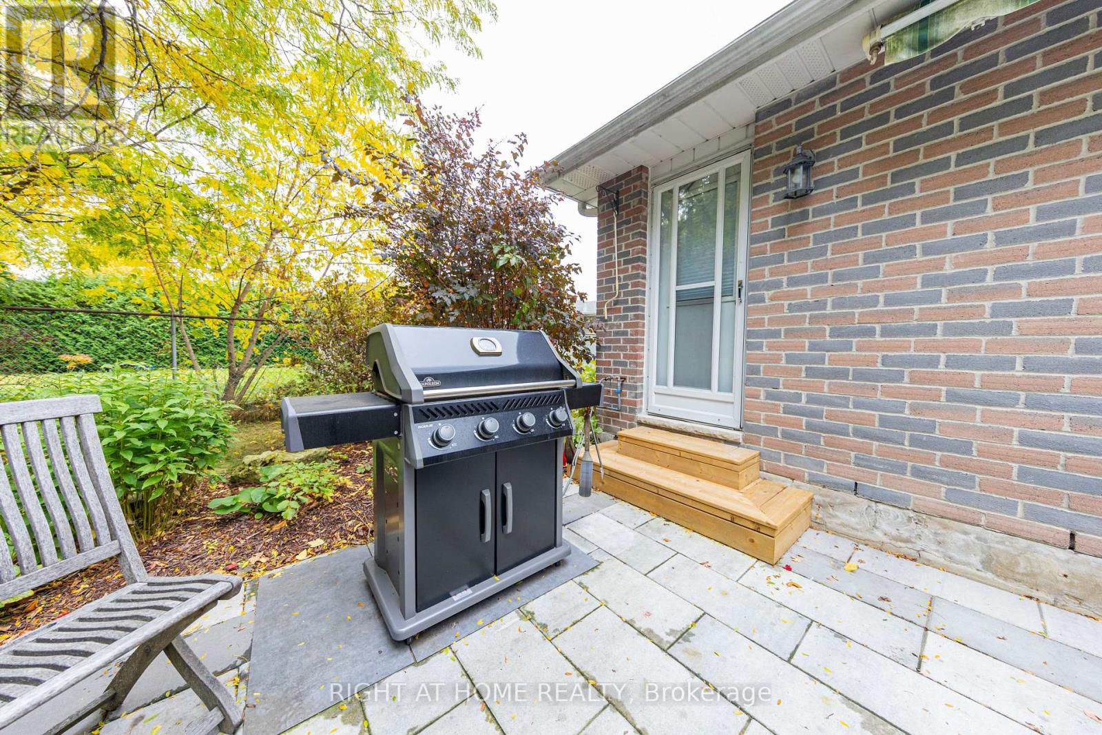 27 Bigwin Drive, Aurora, Ontario  L4G 3C4 - Photo 14 - N12477297
