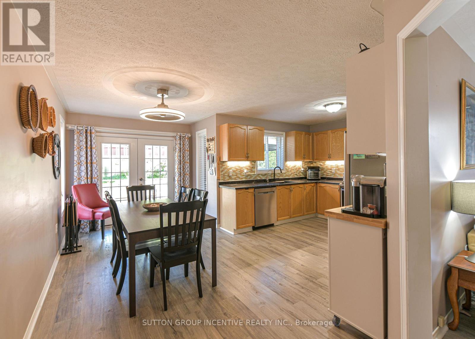 78 Vanessa Drive, Orillia, Ontario  L3V 7X1 - Photo 8 - S12477257