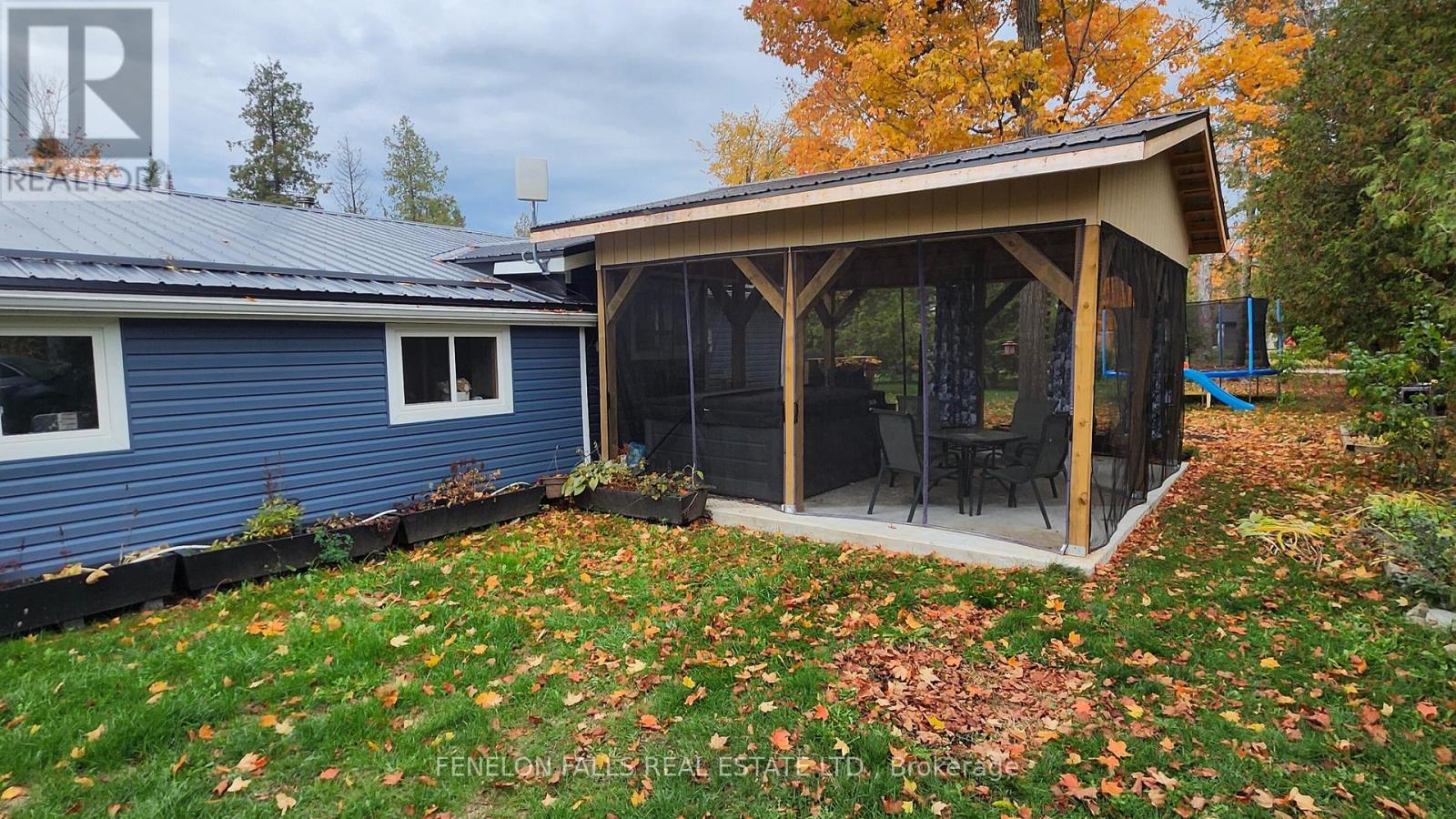 117 Echo Bay Road, Kawartha Lakes, Ontario  K0M 1A0 - Photo 5 - X12474485