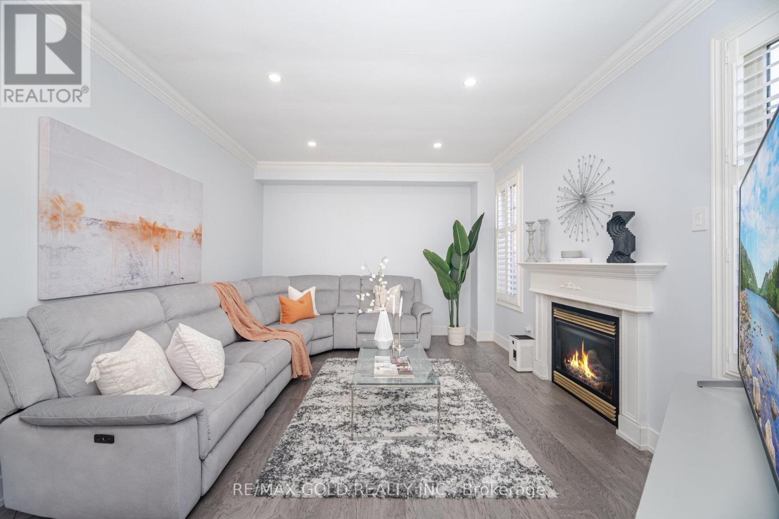 225 Father Tobin Road, Brampton, Ontario  L6R 0G3 - Photo 15 - W12477298
