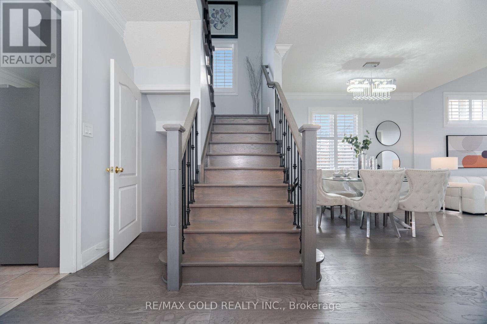 225 Father Tobin Road, Brampton, Ontario  L6R 0G3 - Photo 19 - W12477298