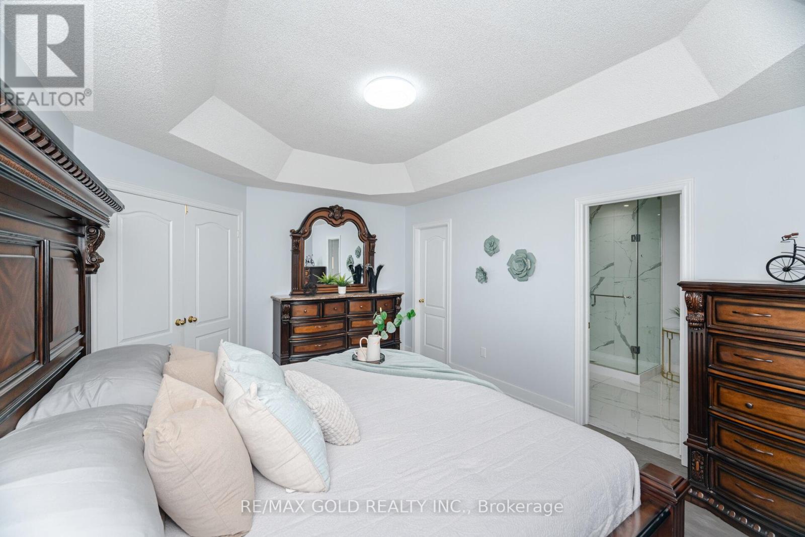225 Father Tobin Road, Brampton, Ontario  L6R 0G3 - Photo 22 - W12477298