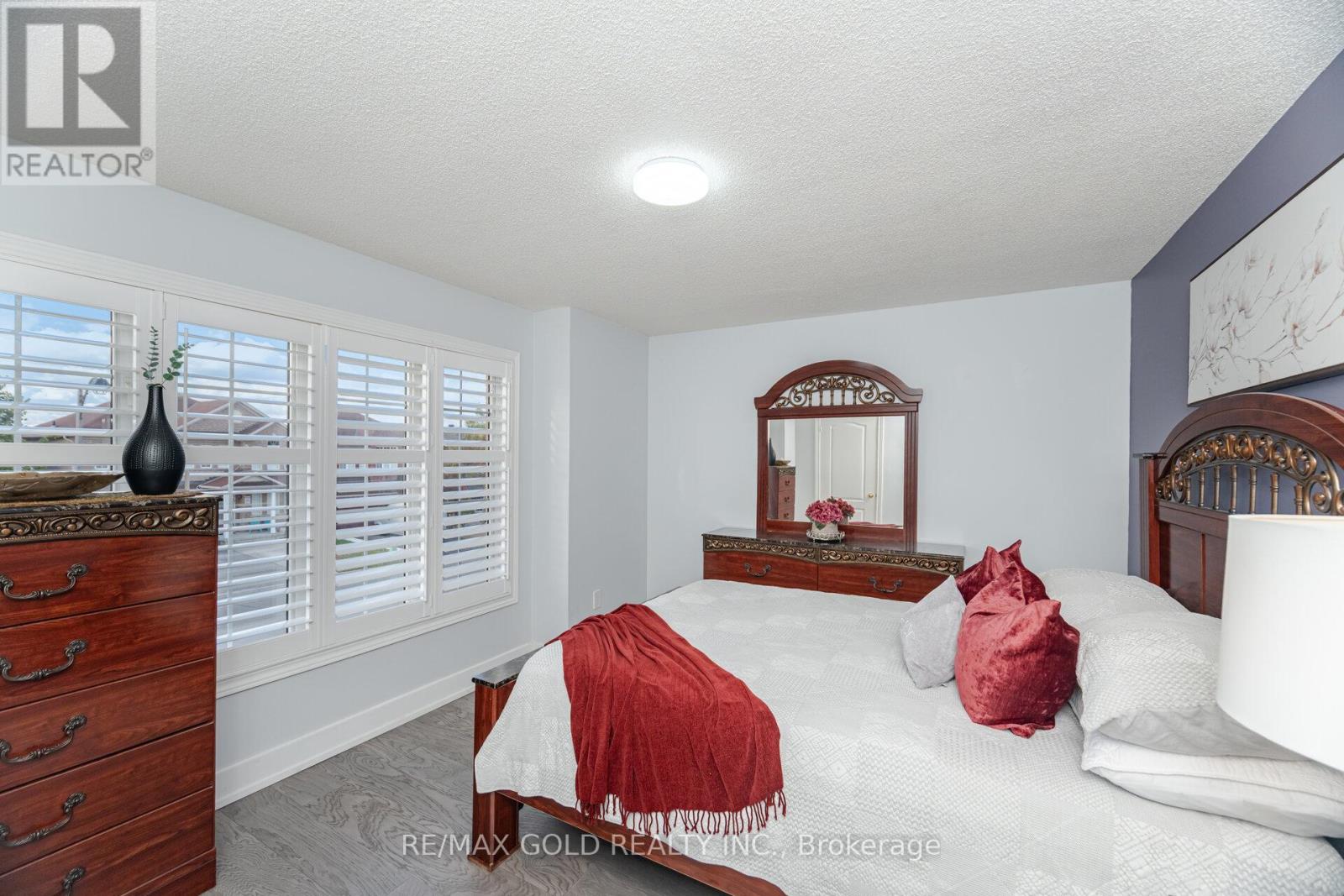 225 Father Tobin Road, Brampton, Ontario  L6R 0G3 - Photo 27 - W12477298