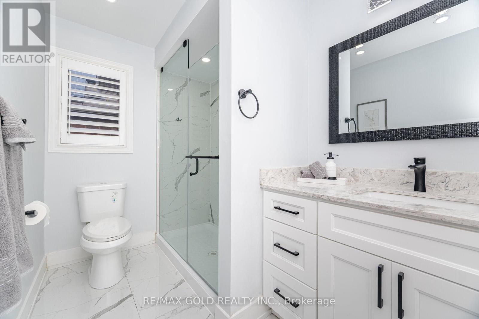 225 Father Tobin Road, Brampton, Ontario  L6R 0G3 - Photo 33 - W12477298