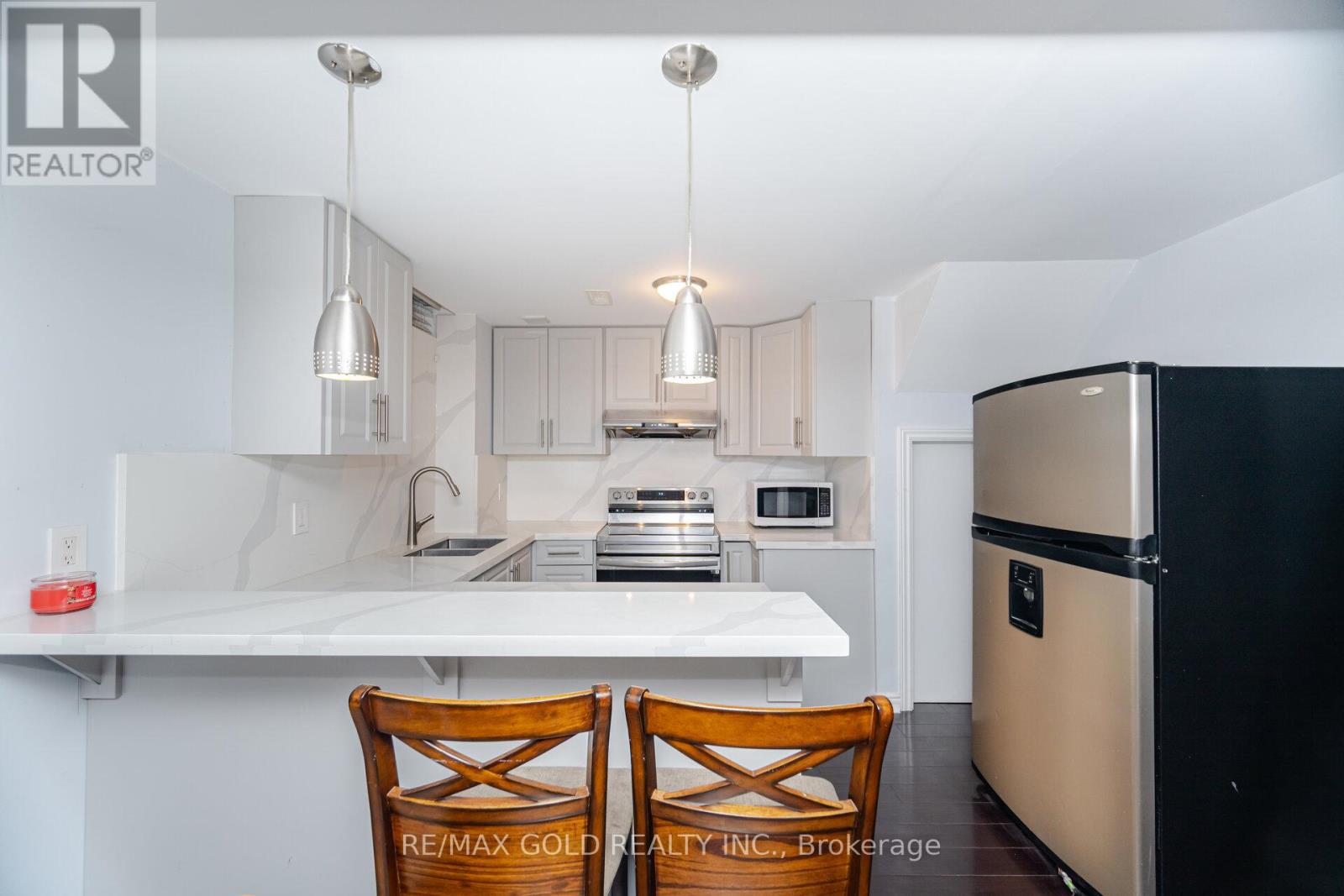 225 Father Tobin Road, Brampton, Ontario  L6R 0G3 - Photo 37 - W12477298