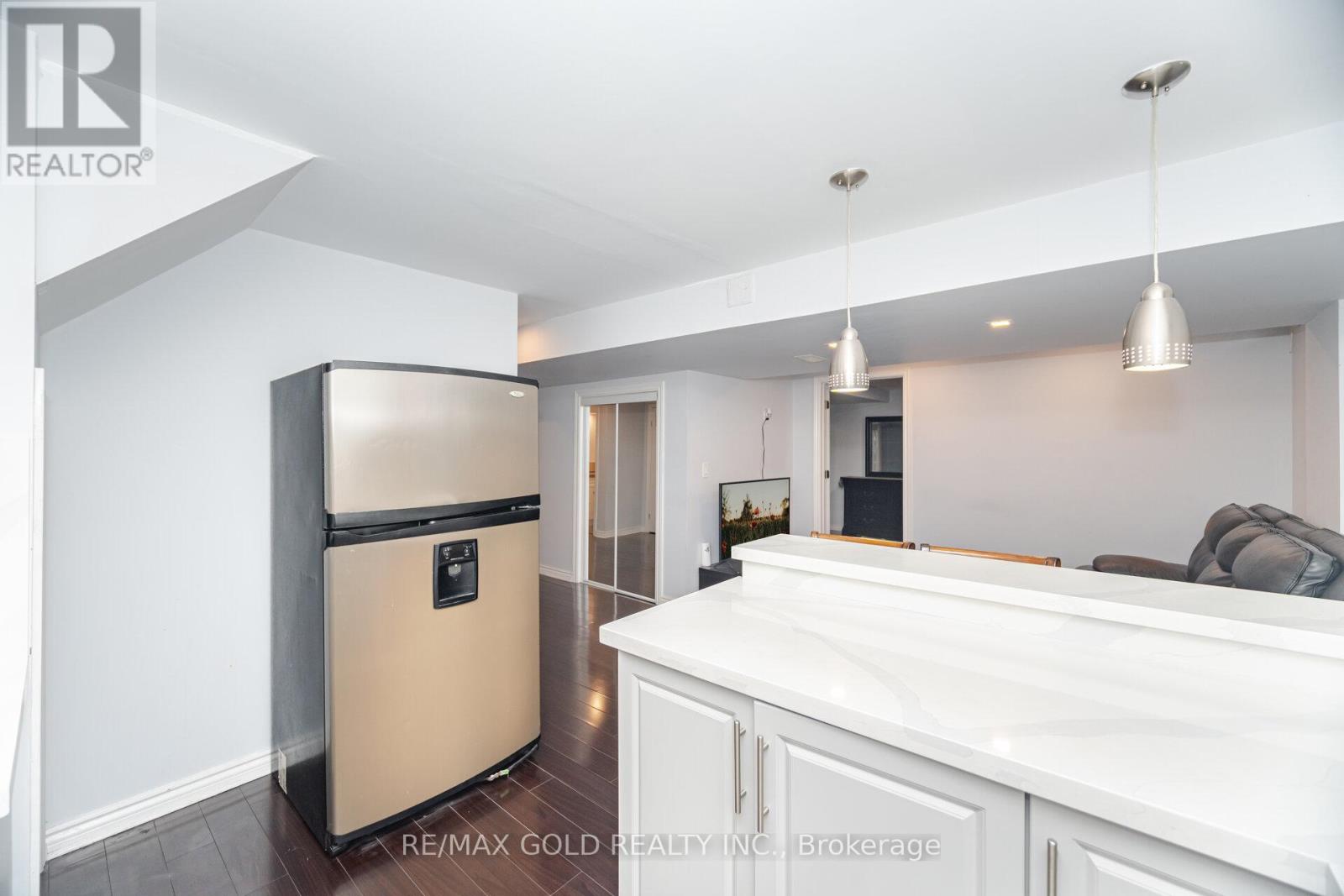 225 Father Tobin Road, Brampton, Ontario  L6R 0G3 - Photo 39 - W12477298