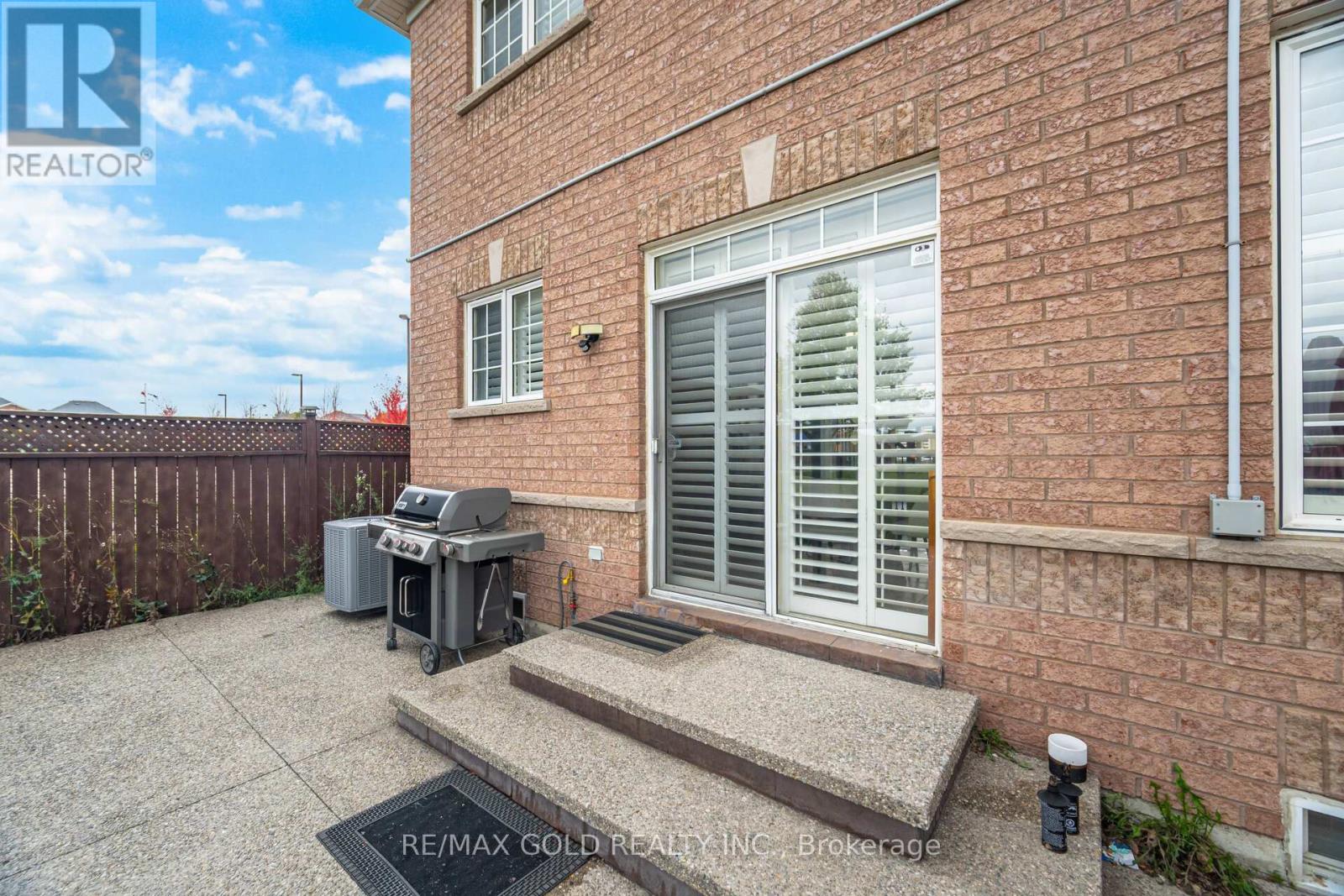 225 Father Tobin Road, Brampton, Ontario  L6R 0G3 - Photo 45 - W12477298