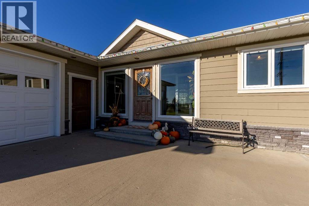 103014 Range Road 165, Rural Taber, Alberta  T1G 2C6 - Photo 2 - A2262862