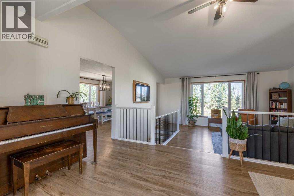 103014 Range Road 165, Rural Taber, Alberta  T1G 2C6 - Photo 4 - A2262862