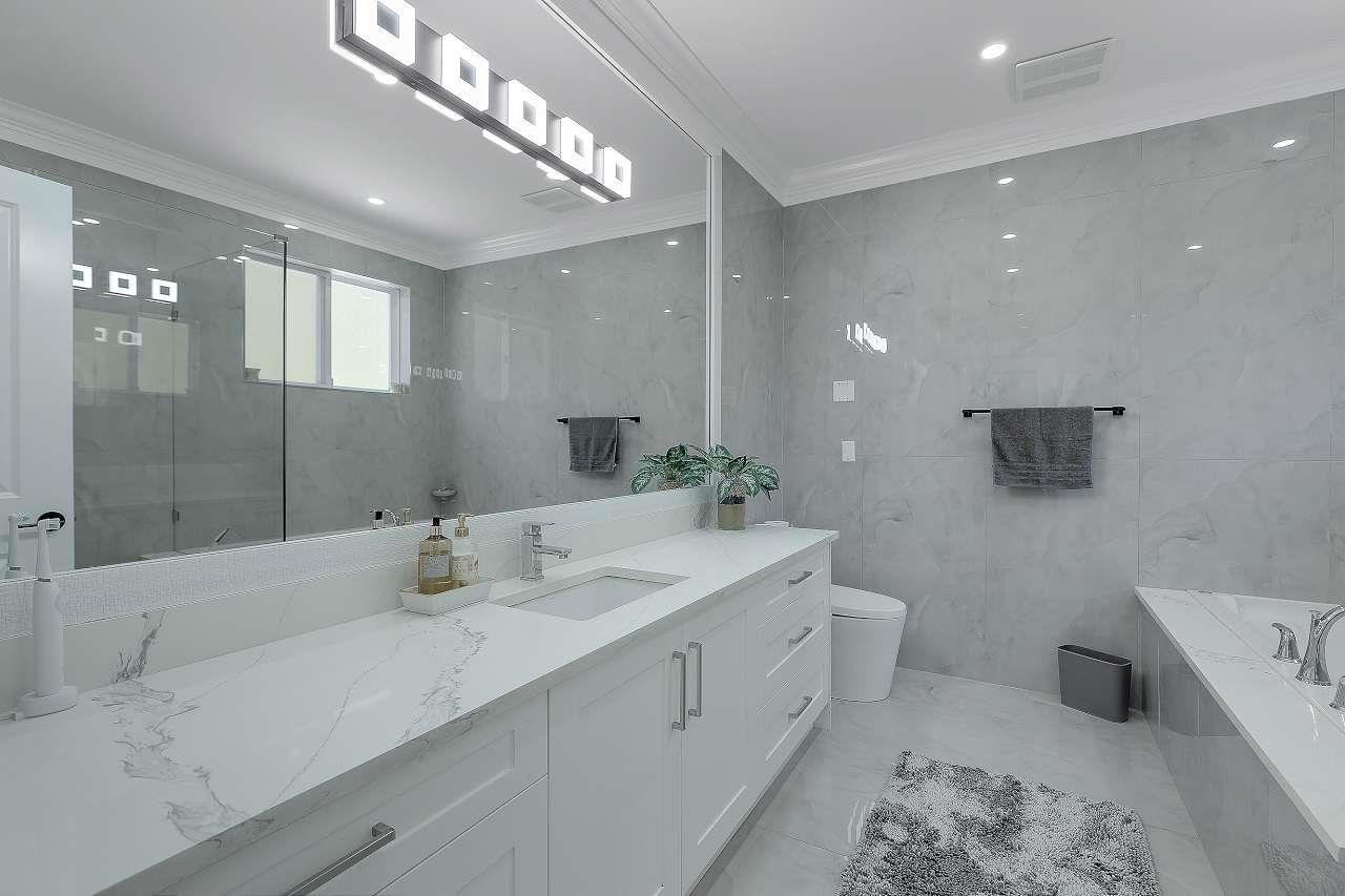 8232 144a Street, Surrey, British Columbia  V3S 2X9 - Photo 14 - R3061175