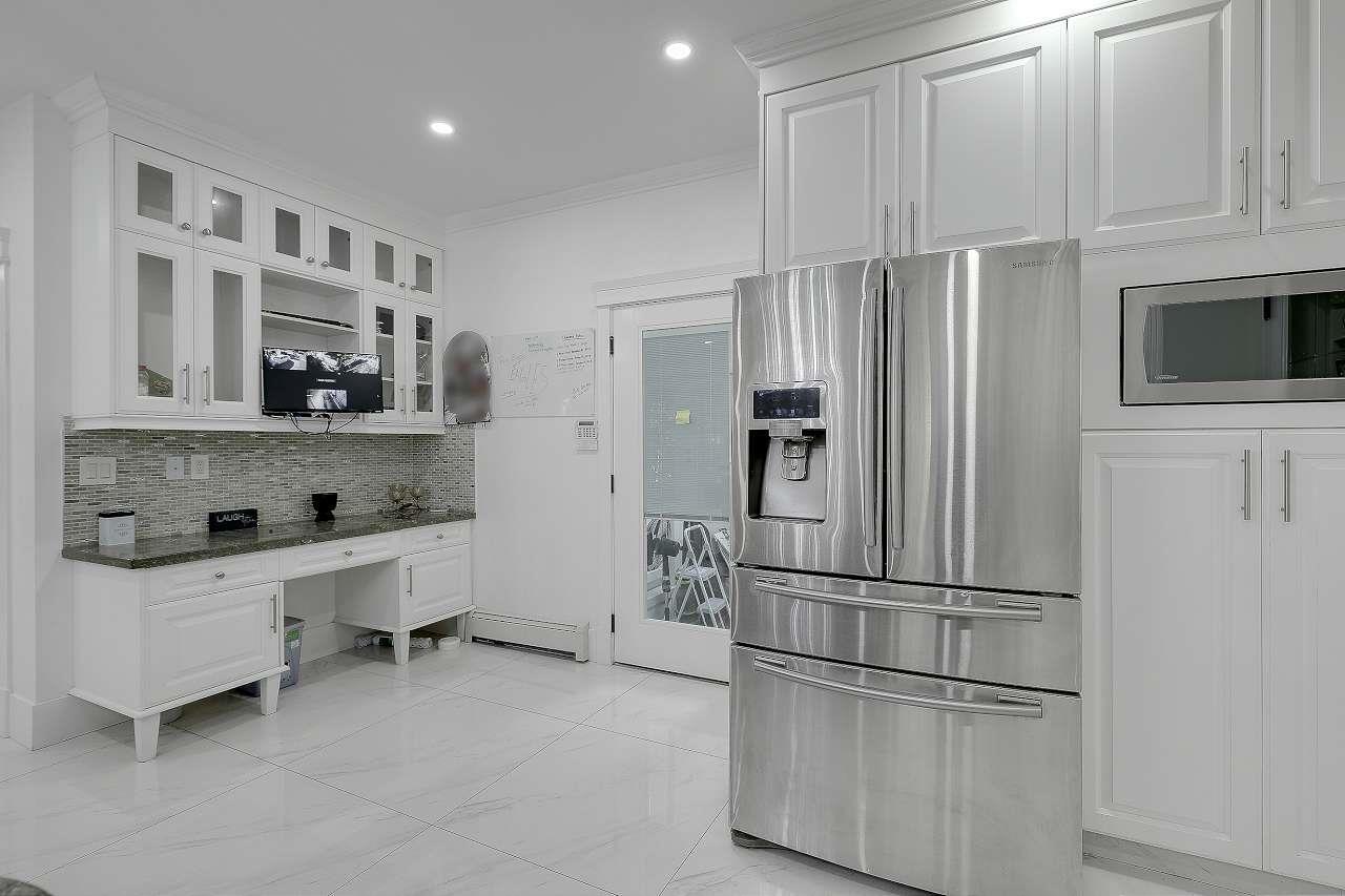 8232 144a Street, Surrey, British Columbia  V3S 2X9 - Photo 9 - R3061175