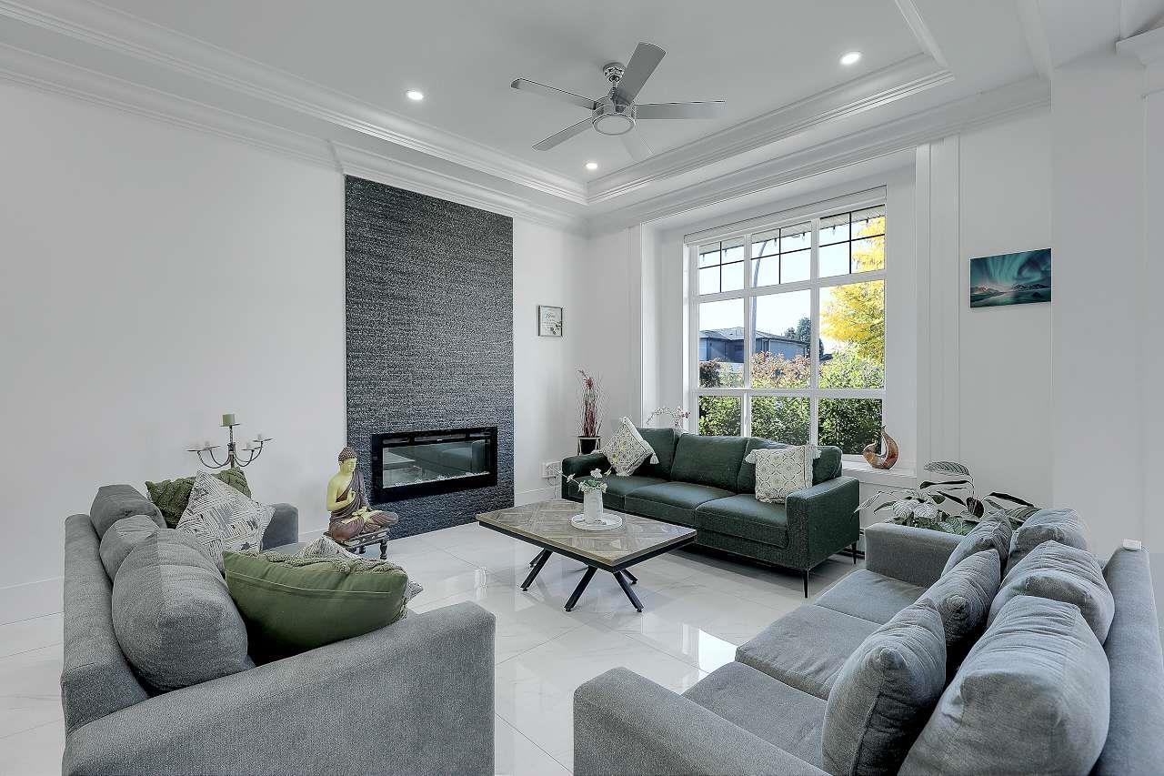 8232 144a Street, Surrey, British Columbia  V3S 2X9 - Photo 3 - R3061175