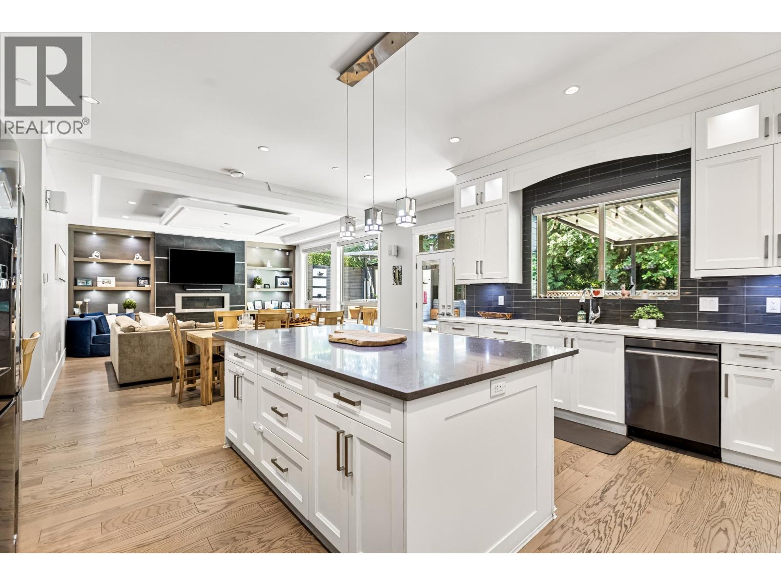 12351 216 Street, Maple Ridge, British Columbia  V2X 5K2 - Photo 15 - R3029474