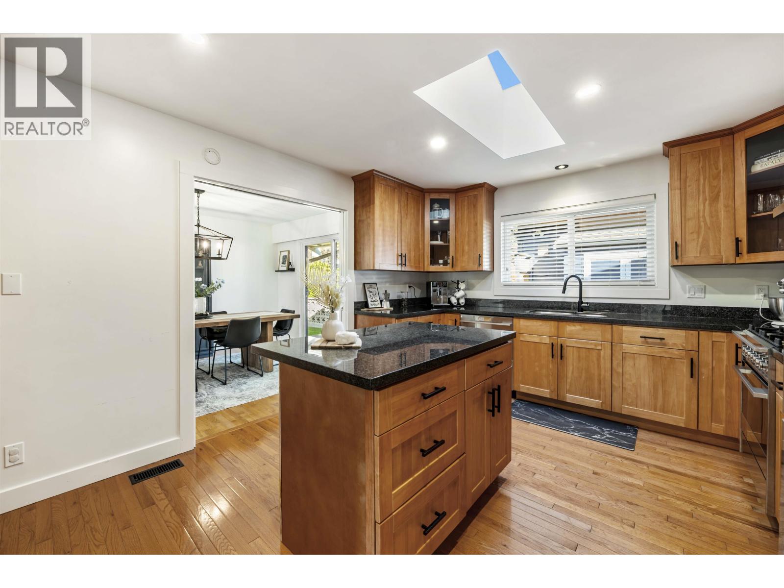 1419 Haversley Avenue, Coquitlam, British Columbia  V3J 1V5 - Photo 11 - R3050530