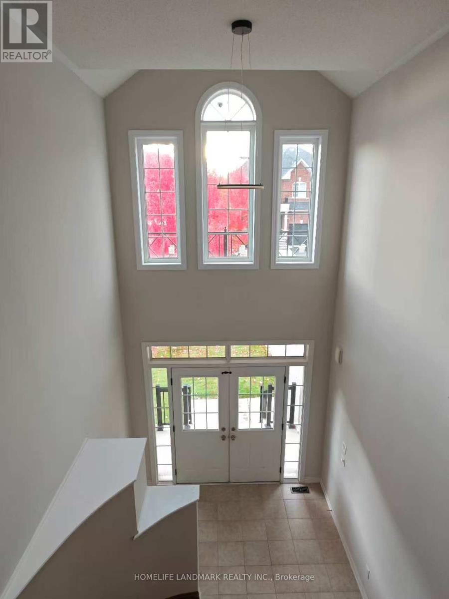 602 Clifford Perry Place, Newmarket, Ontario  L3X 0J2 - Photo 5 - N12459082