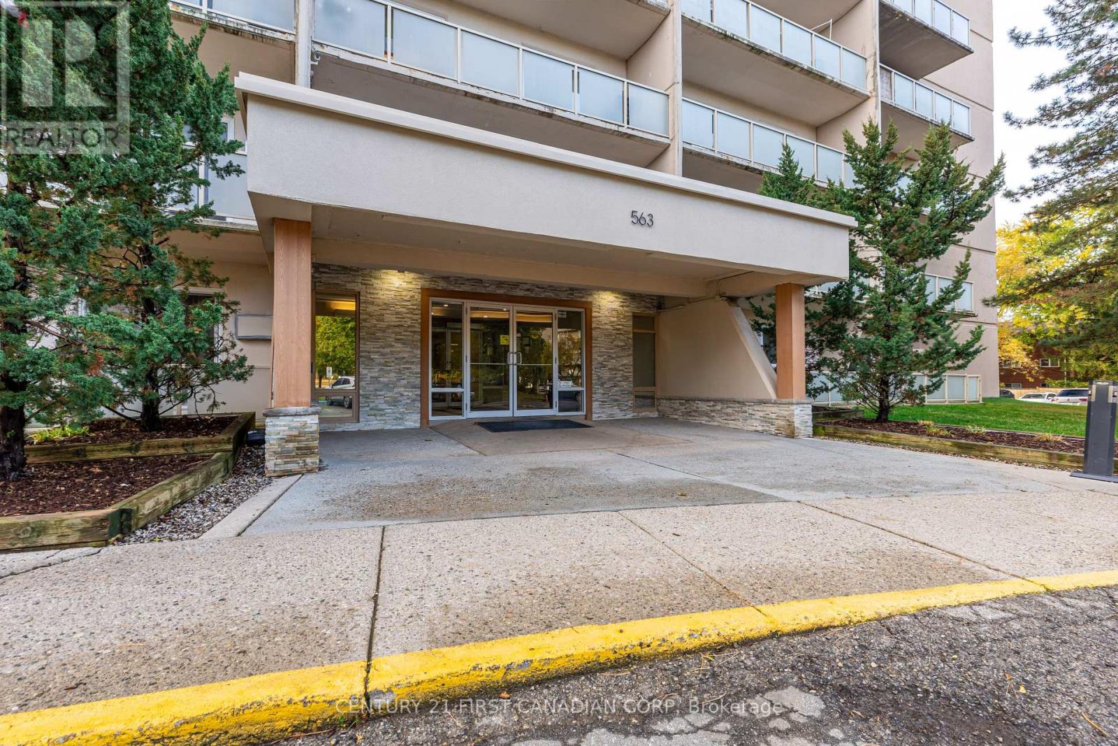 702 - 563 Mornington Avenue, London East, Ontario  N5Y 4T8 - Photo 3 - X12477302