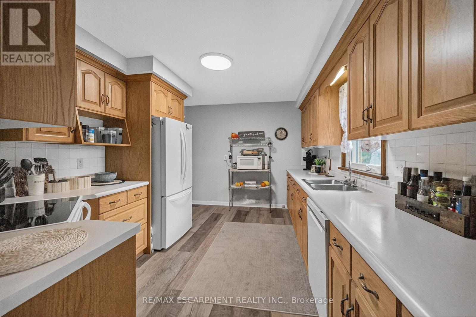 7082 Rainham Road, Haldimand, Ontario  N1A 2W8 - Photo 12 - X12477259