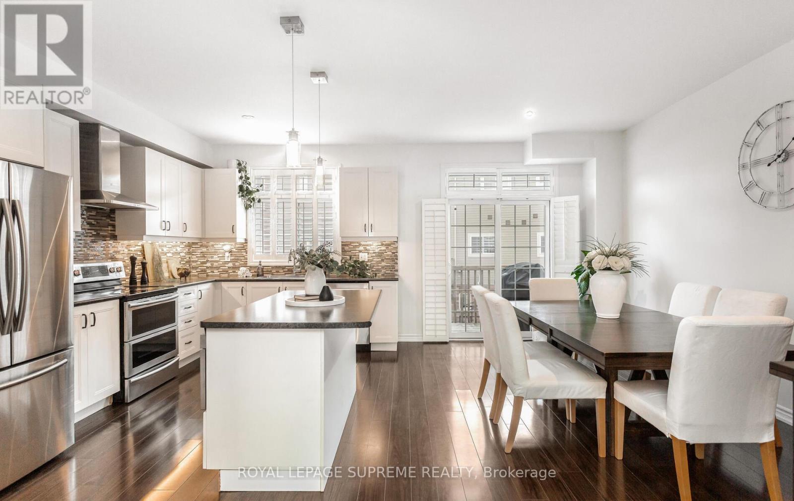 9 Savage Drive, Hamilton, Ontario  L8B 0A1 - Photo 17 - X12477267