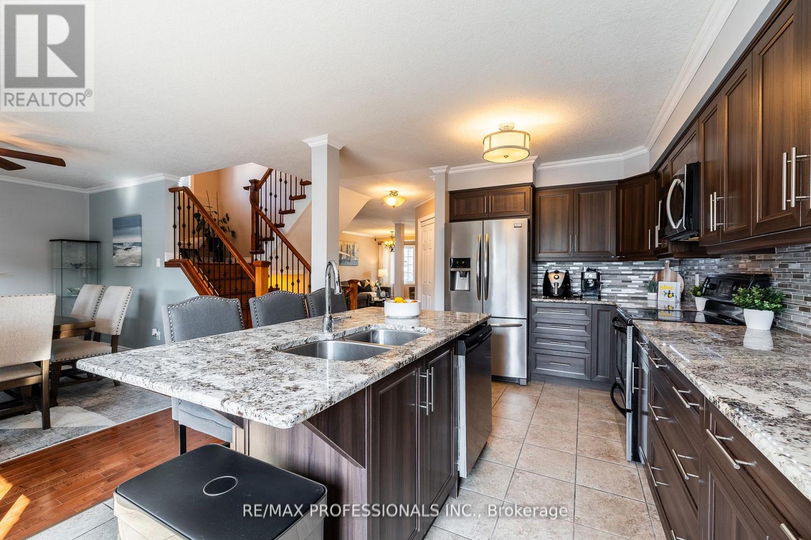 47 Mcnichol Drive, Cambridge, Ontario  N1P 1C9 - Photo 14 - X12477281