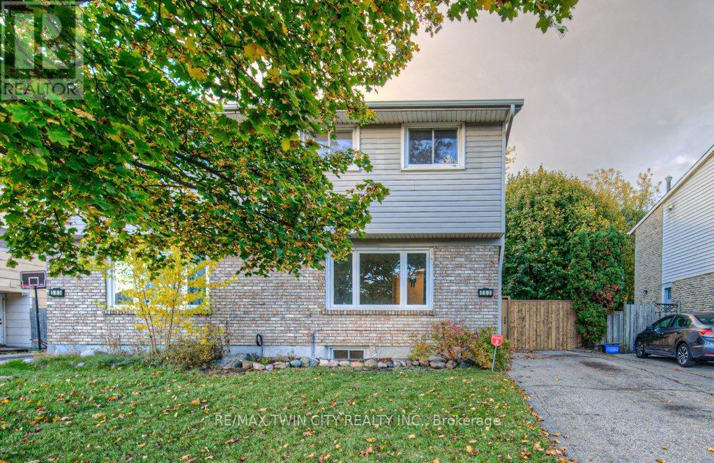 563 ELGIN STREET N, Cambridge, Ontario