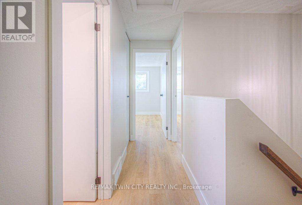 563 Elgin Street N, Cambridge, Ontario  N1R 6A2 - Photo 17 - X12477287