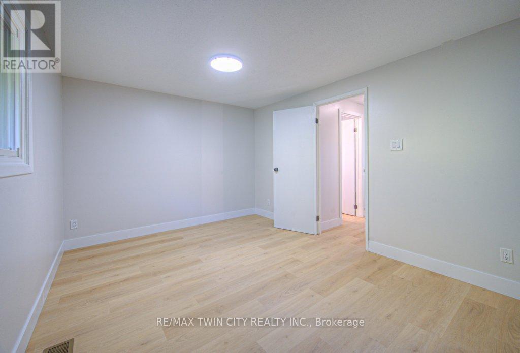 563 Elgin Street N, Cambridge, Ontario  N1R 6A2 - Photo 21 - X12477287